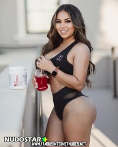 Dollycastro Bisexual Nicaraguan Big Breasts Female Onlyfans