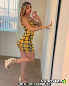 Viviane Lomelin Female Onlyfans Influencer Huge Breasts
